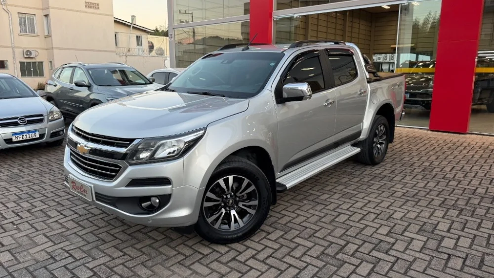 GM - Chevrolet S10 Pick-Up LTZ 2.5 Flex 4x4 CD