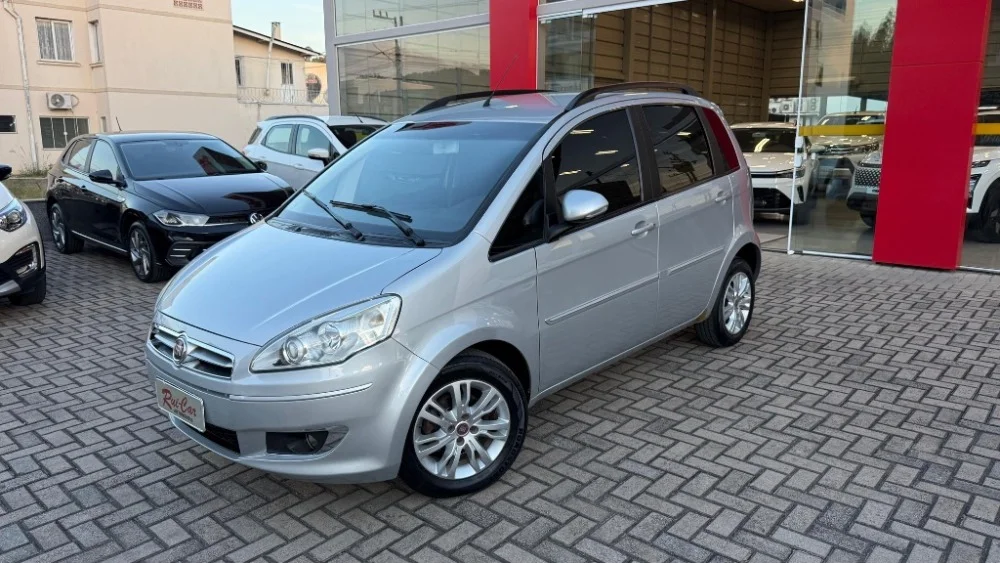 Fiat Idea ATTRACTIVE 1.4 Fire Flex 8V 5p