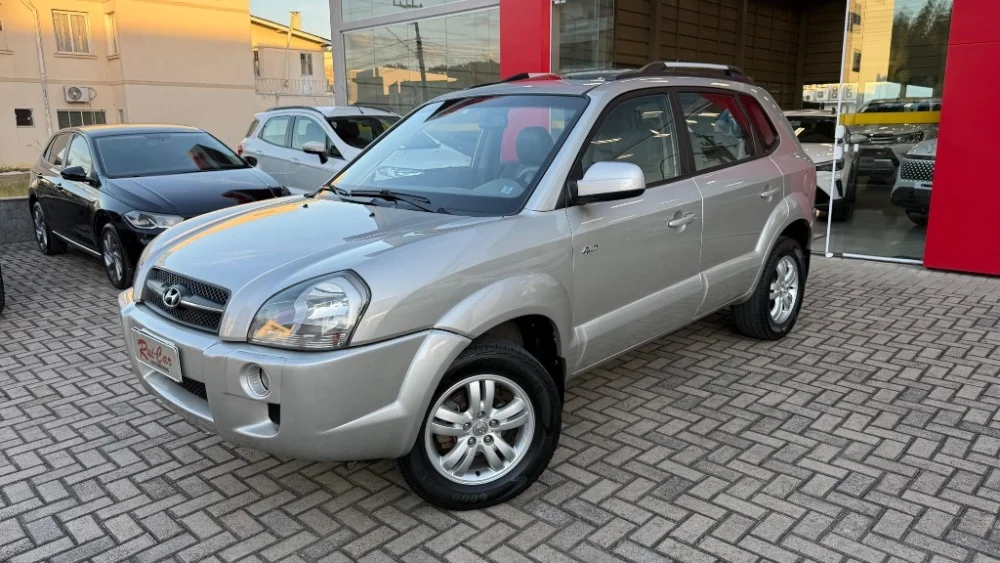 Hyundai Tucson 2.7 MPFI 24V 175cv Aut.