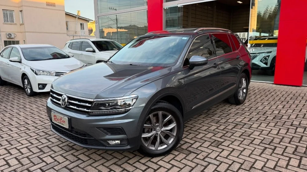 VW - VolksWagen TIGUAN Allspac Comf 250 TSI 1.4 Flex